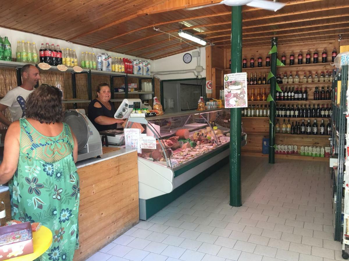 Готель Brevar - Toscane Торре-дель-Лаго-Пуччіні Екстер'єр фото